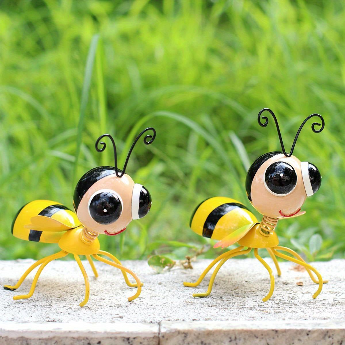 2pcs/set, Metal Bee Decorations, Patio Art Garden Decoration, Cute Bee Lawn Decorations, Hanging Wall Sculpture, Hanging Decorations, Garden Patio Dec (Style: 2pcs)